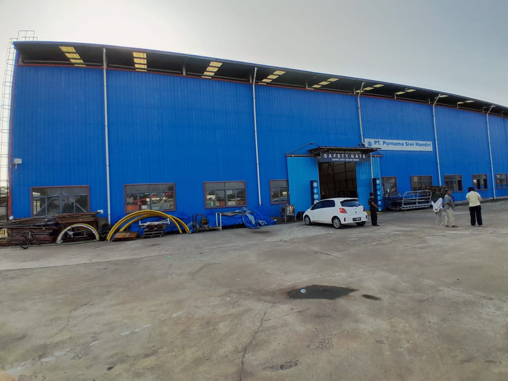 Disewa gudang 1000 m2 di rest area KM19B Tol Cikampek Tambun Bekasi