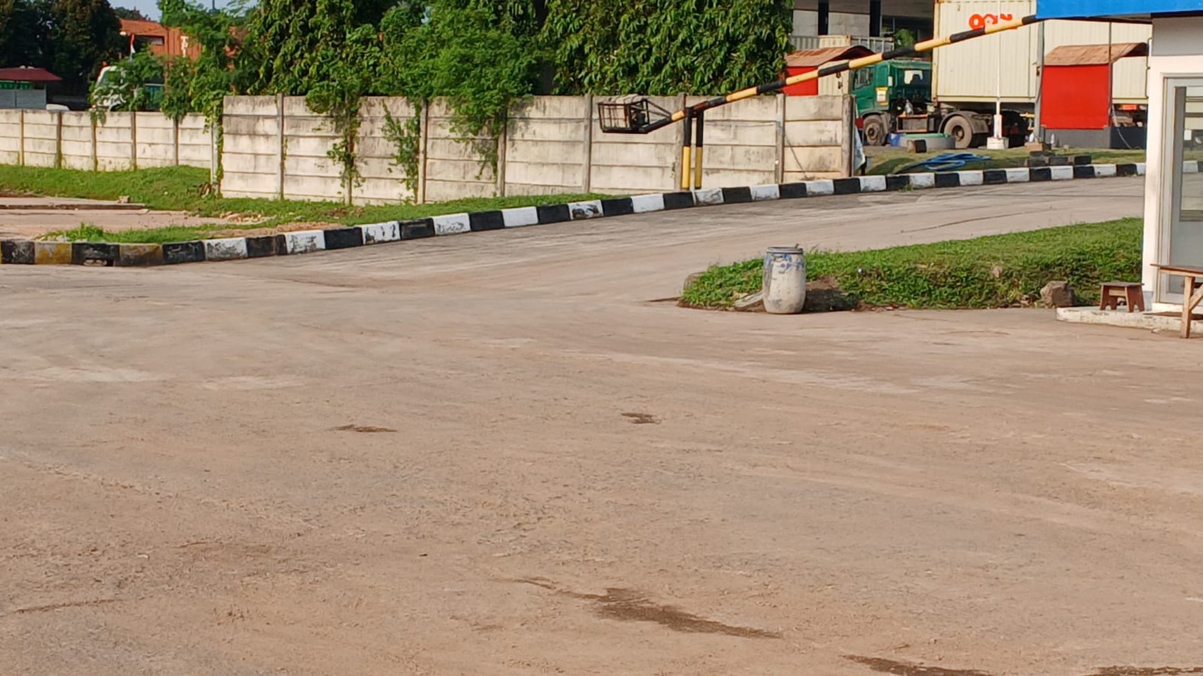 Disewa gudang 1000 m2 di rest area KM19B Tol Cikampek Tambun Bekasi