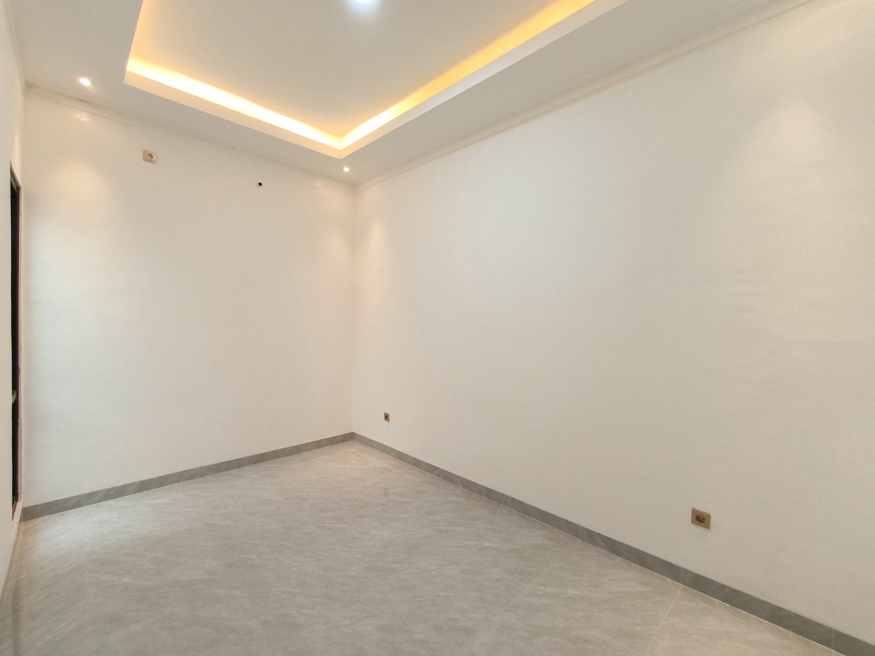 Rumah Baru 2 Lantai Siap Huni 4 Kamar Graha Raya Bintaro Tangerang Selatan Dekat Sekolah