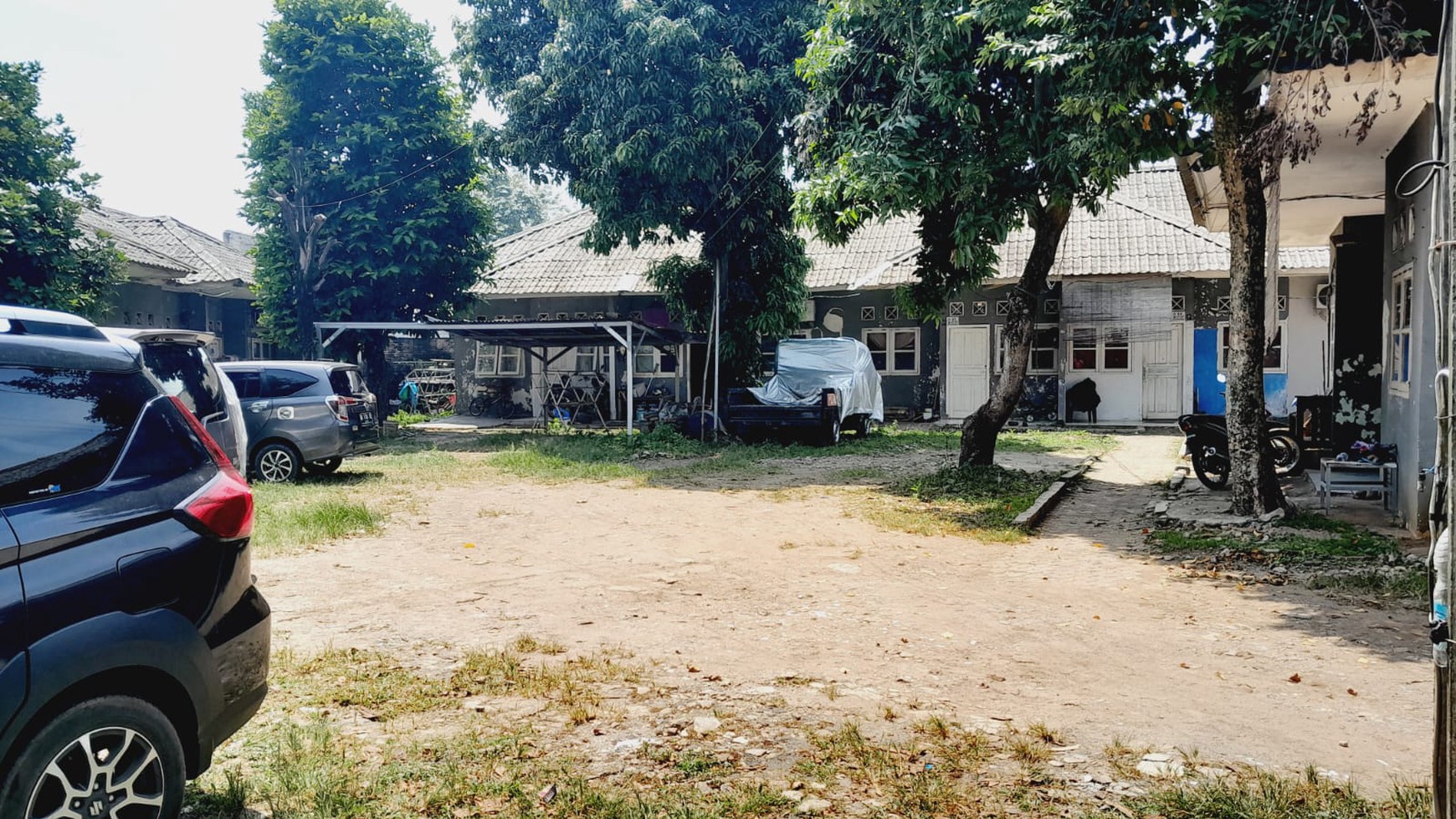 DIJUAL TANAH BERIKUT KOST DI CILENGGANG