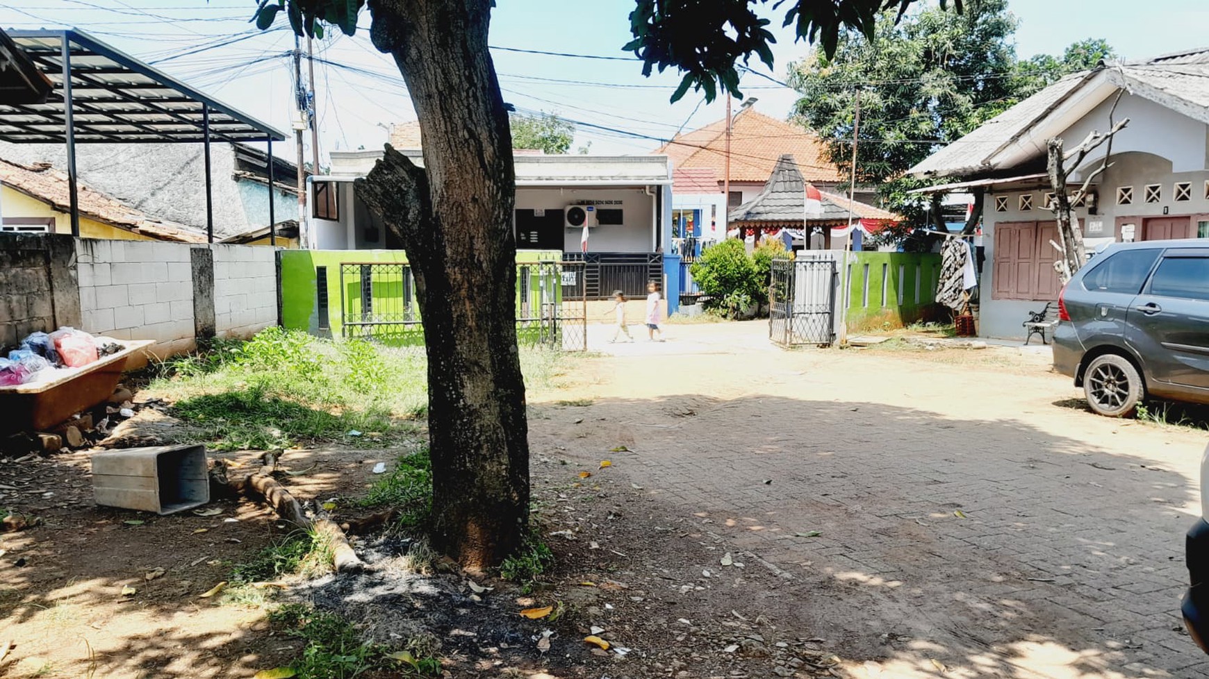 DIJUAL TANAH BERIKUT KOST DI CILENGGANG
