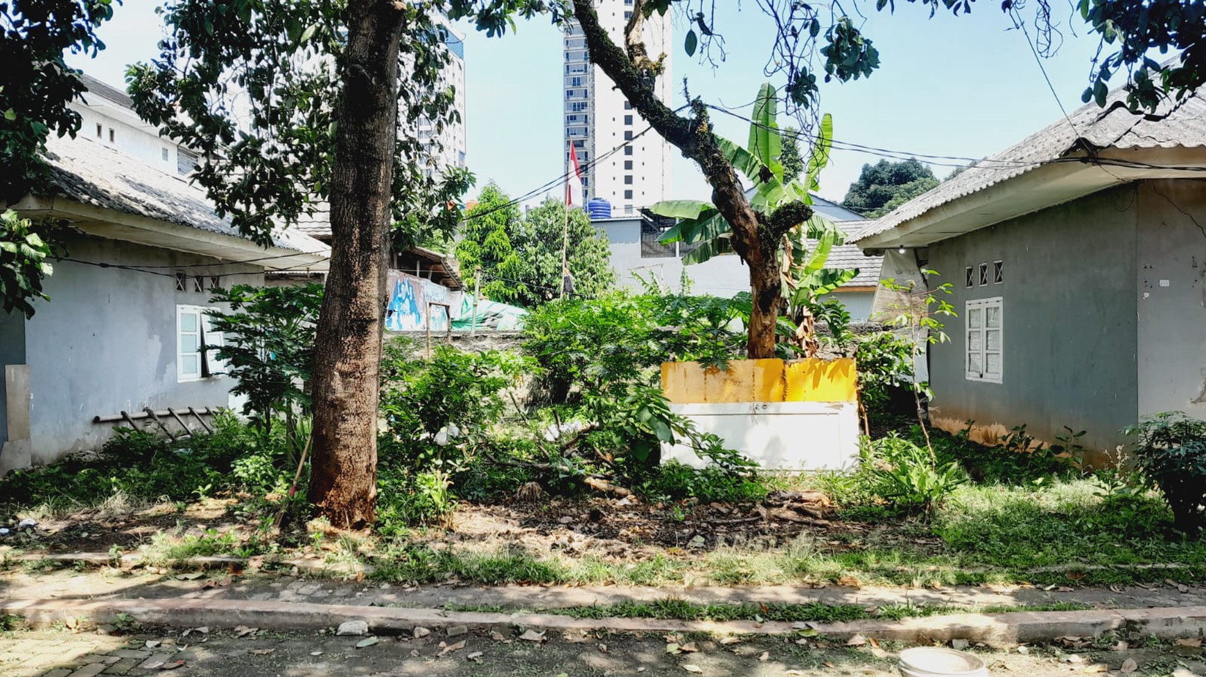 DIJUAL TANAH BERIKUT KOST DI CILENGGANG