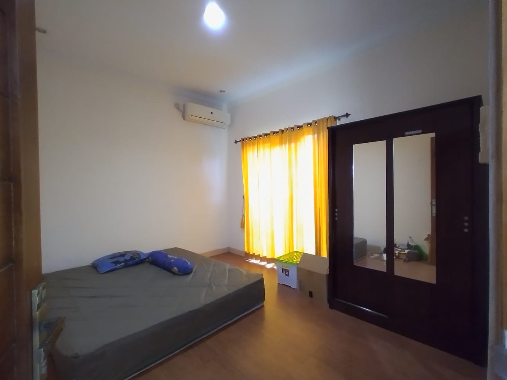 Rumah Tinggal  Furnish 2 Lantai Lokasi Strategis di Daerah Wedomartani Ngemplak Sleman 