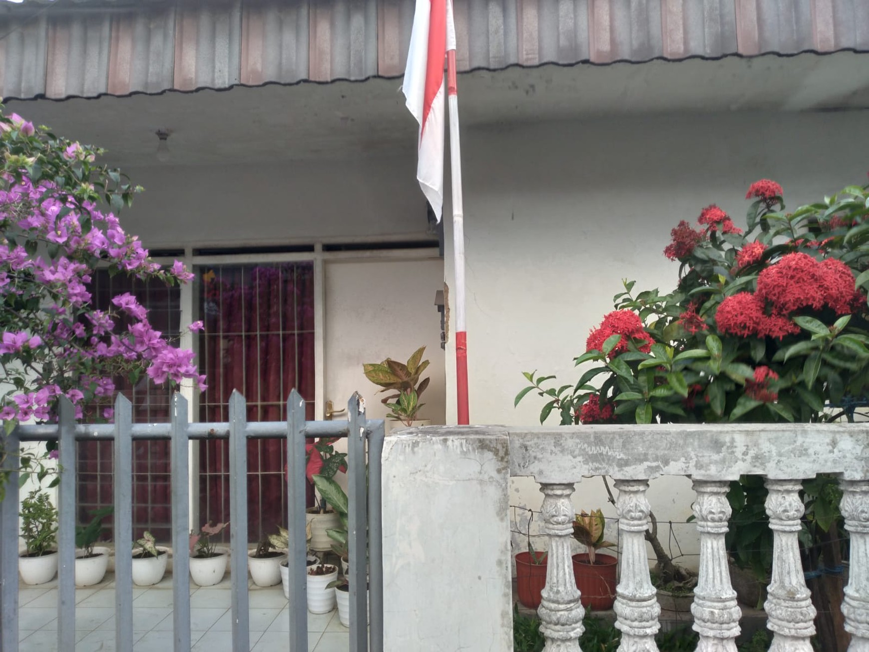 Rumah di Riuang Bandung, Gede Bage, Bandung