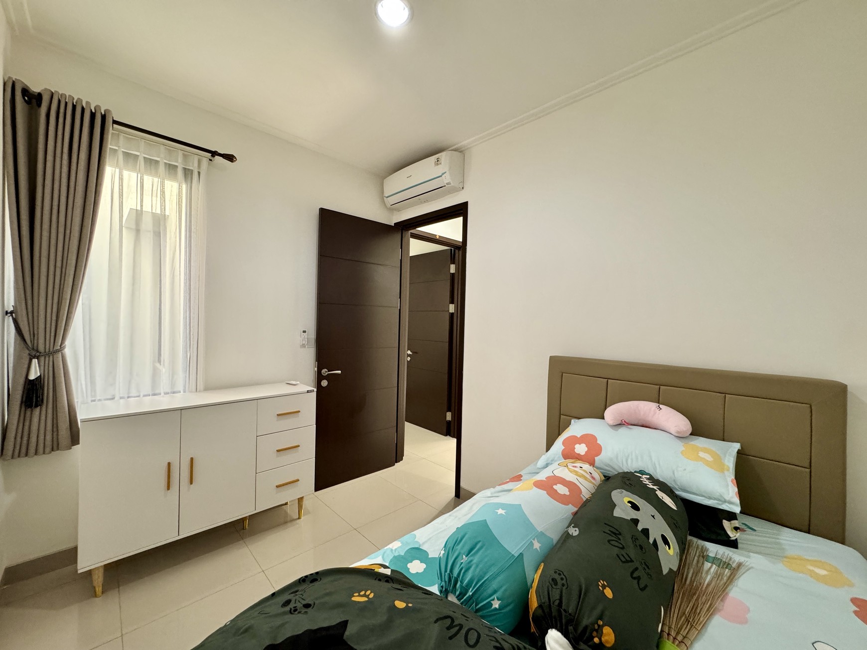 Rumah Full Furnished di Cluster Denver Dekat Center Point dan CBD Pantai Indah Kapuk PIK2 Jakarta Utara
