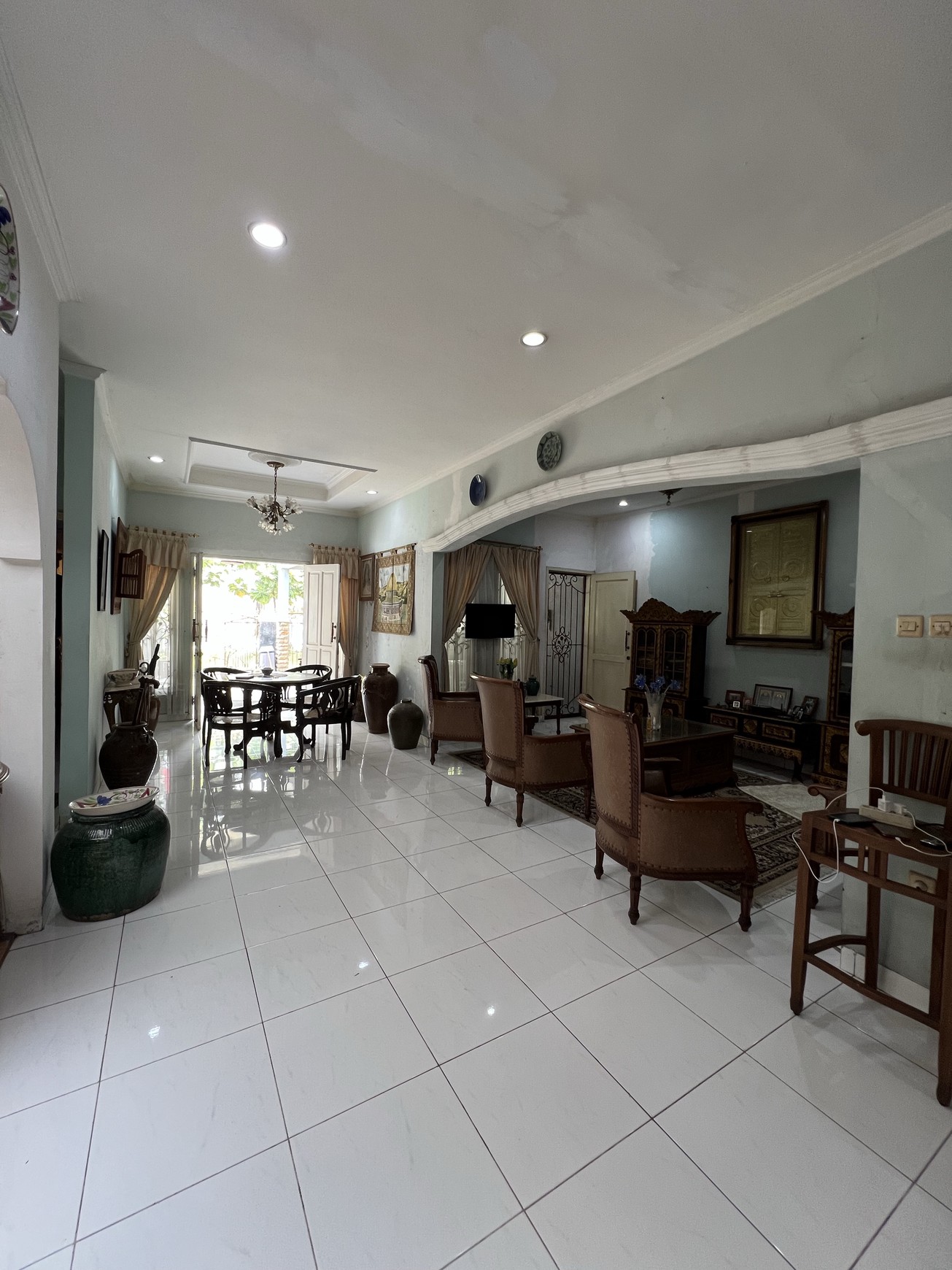 Rumah Nyaman area cluster, lokasi strategis depan taman, Nusa loka BSD, Tangerang Selatan