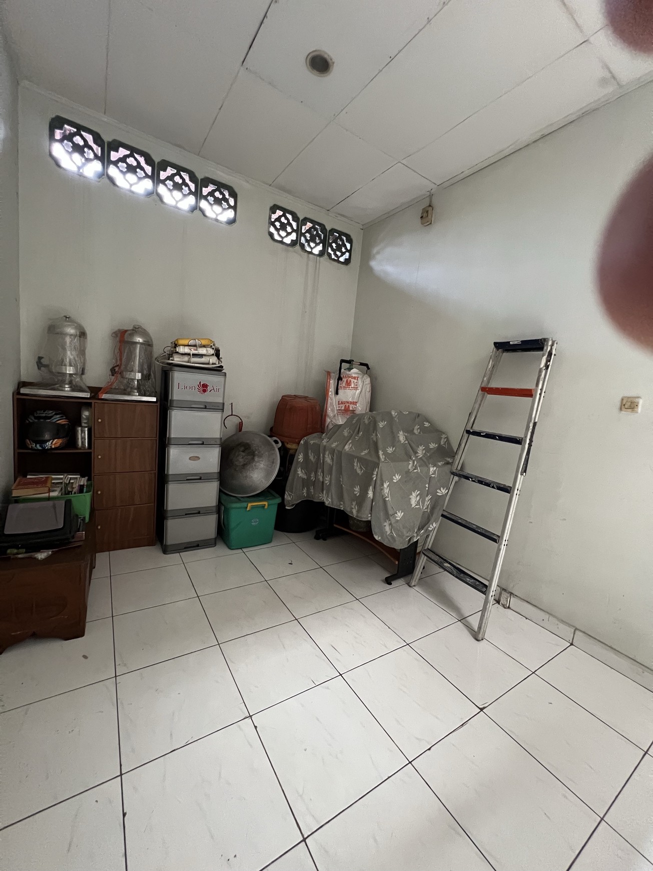 Rumah Nyaman area cluster, lokasi strategis depan taman, Nusa loka BSD, Tangerang Selatan
