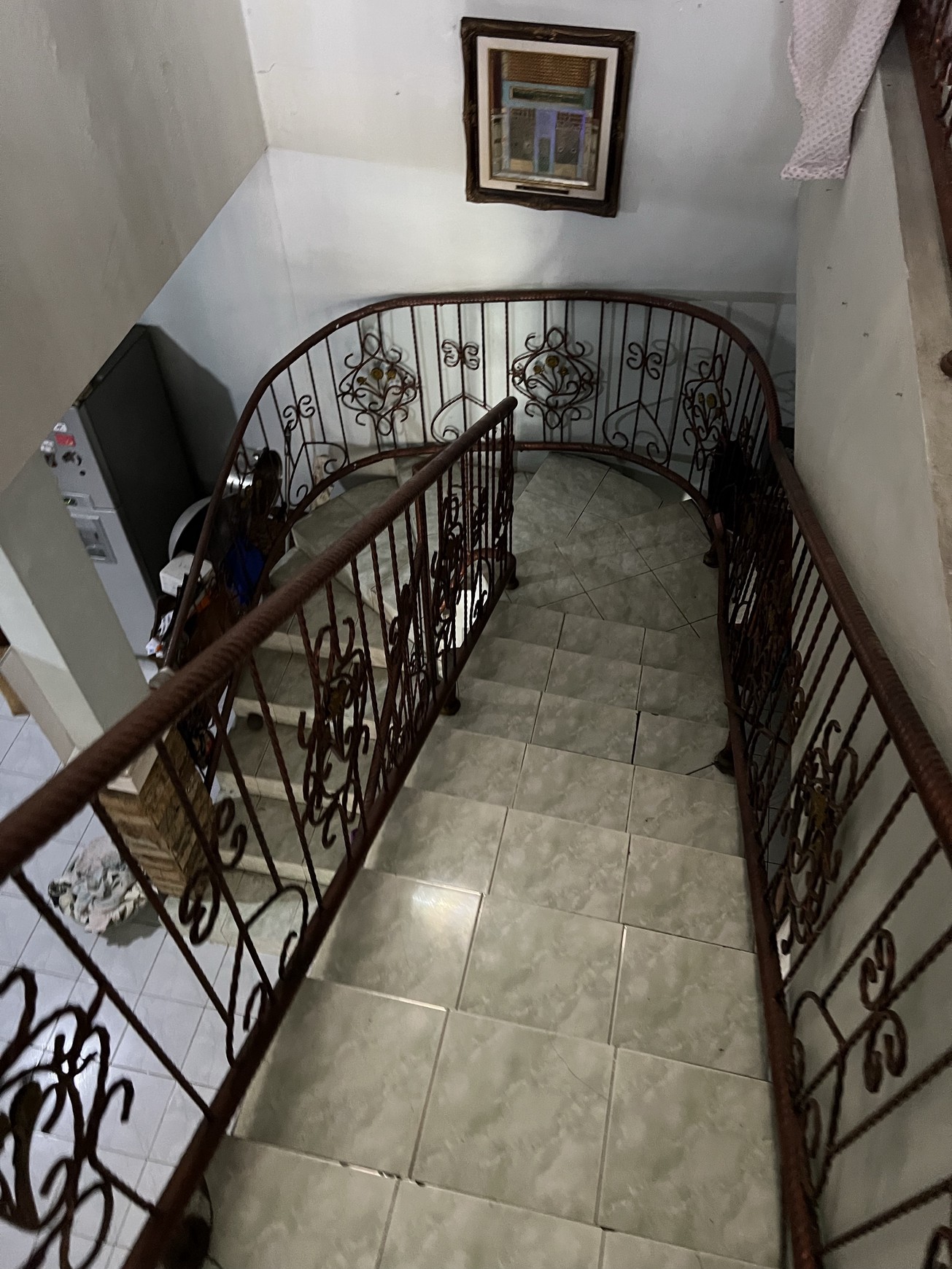 Rumah Nyaman area cluster, lokasi strategis depan taman, Nusa loka BSD, Tangerang Selatan