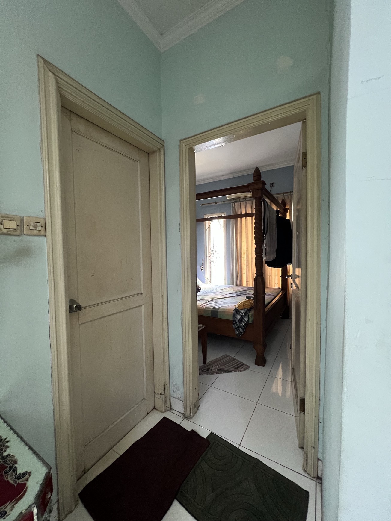 Rumah Nyaman area cluster, lokasi strategis depan taman, Nusa loka BSD, Tangerang Selatan