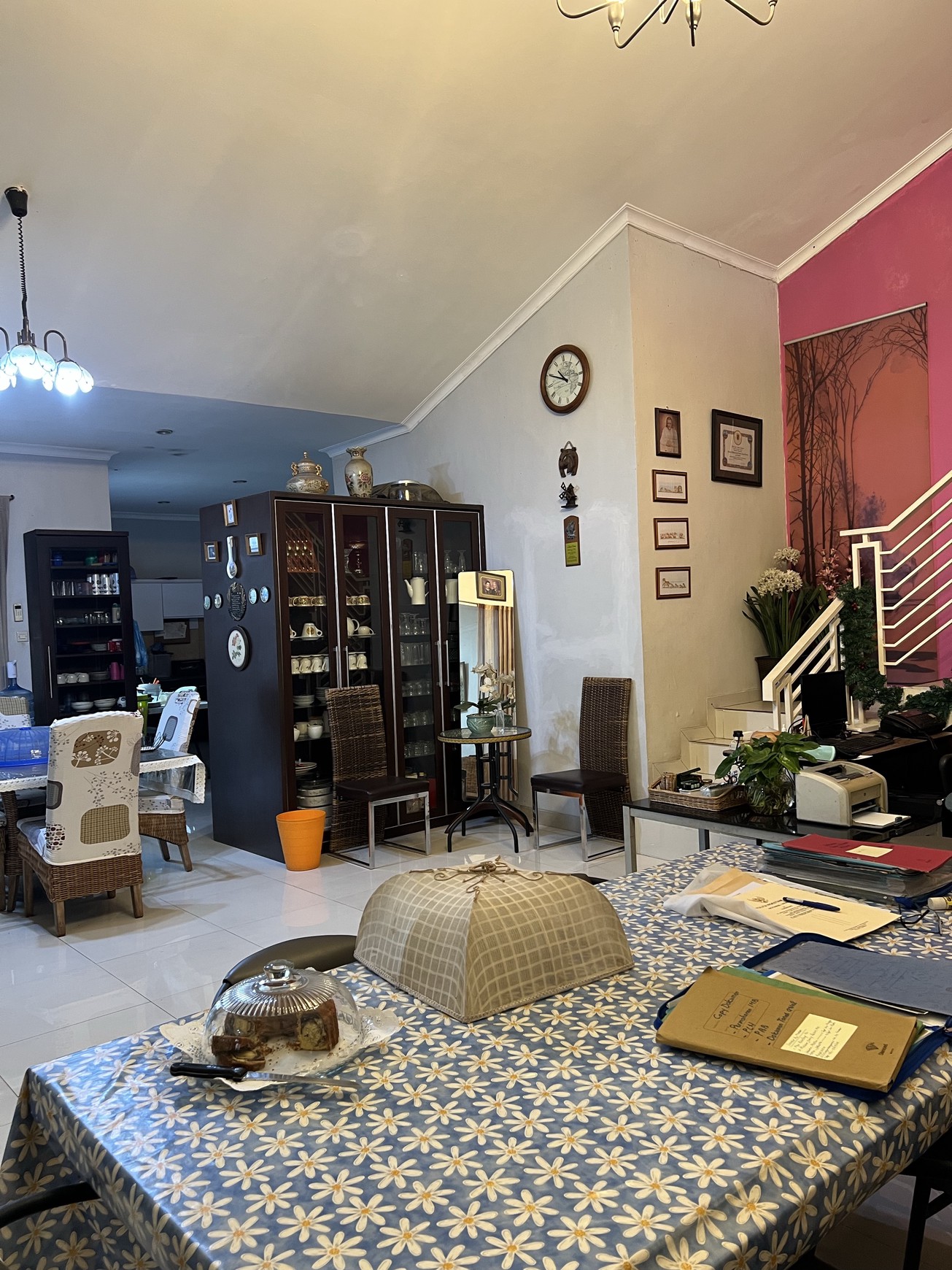 Rumah Sudut Luas, Nyaman, pemandangan pepohonan, Jarang ada, Nusa Loka, BSD