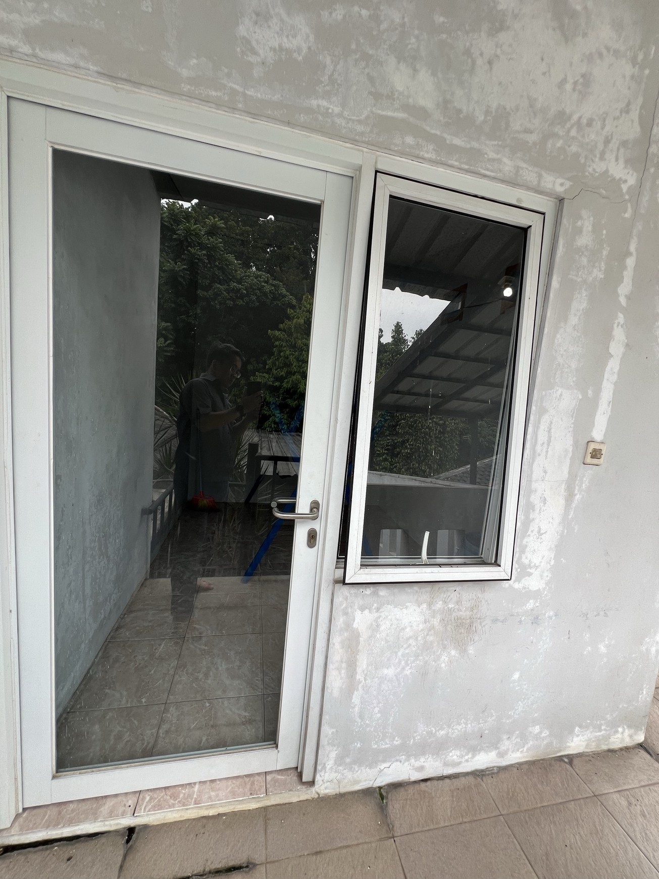 Rumah Sudut Luas, Nyaman, pemandangan pepohonan, Jarang ada, Nusa Loka, BSD