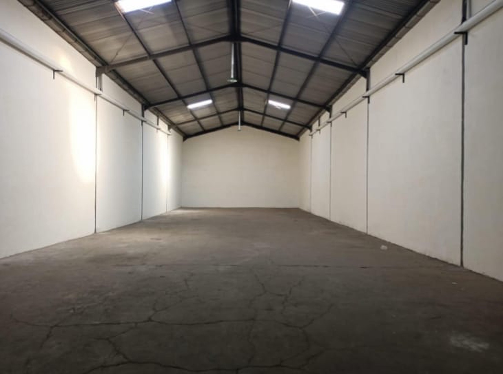 Dijual 500 m2 Gudang Margomulyo Permai Surabaya Area Greges - Asemrowo - Kalianak Strategis Lokasi
