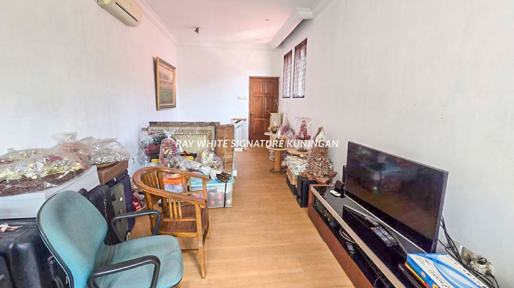 Rumah Lokasi Prime di Suryo Senopati Bagus untuk Bisnis atau Office