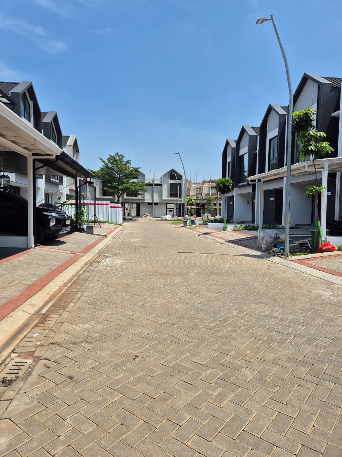 Rumah minimali, Brand New, dalam Cluster, Kemanan 24 Jam di Bintaro Sektor 7