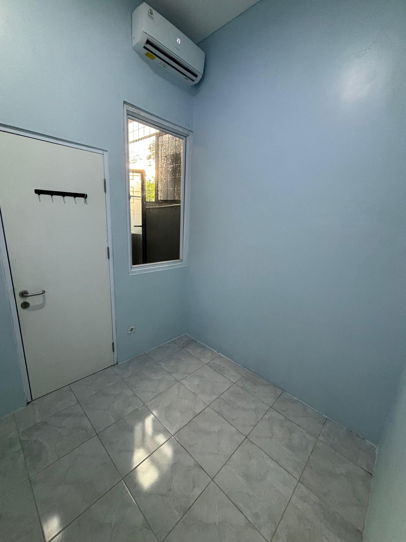 Rumah Minimalis di Fleek Hauz BSD City