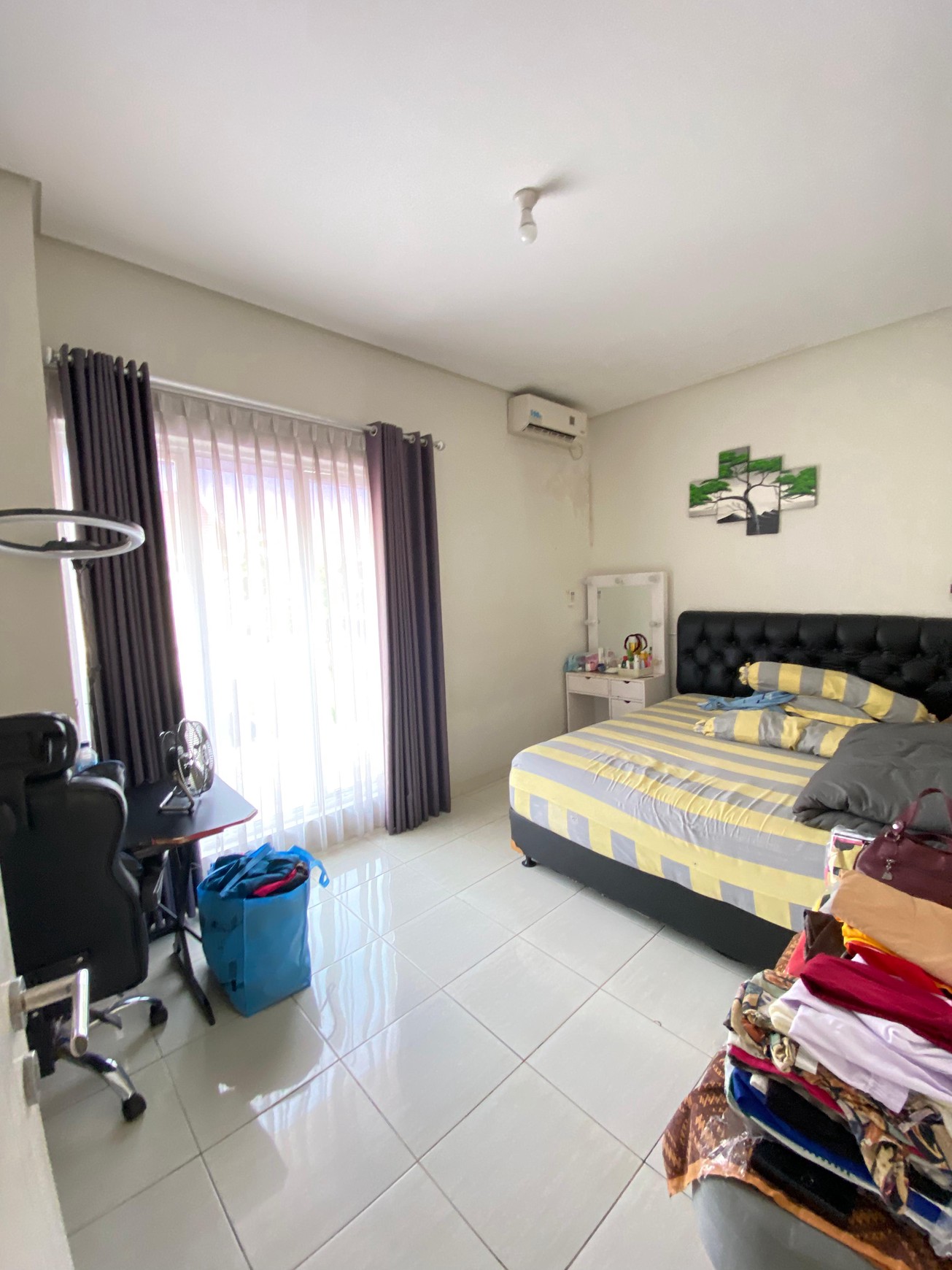 Termurah. Rumah 2 lantai Paradise Serpong City cluster Voyage, Serpong