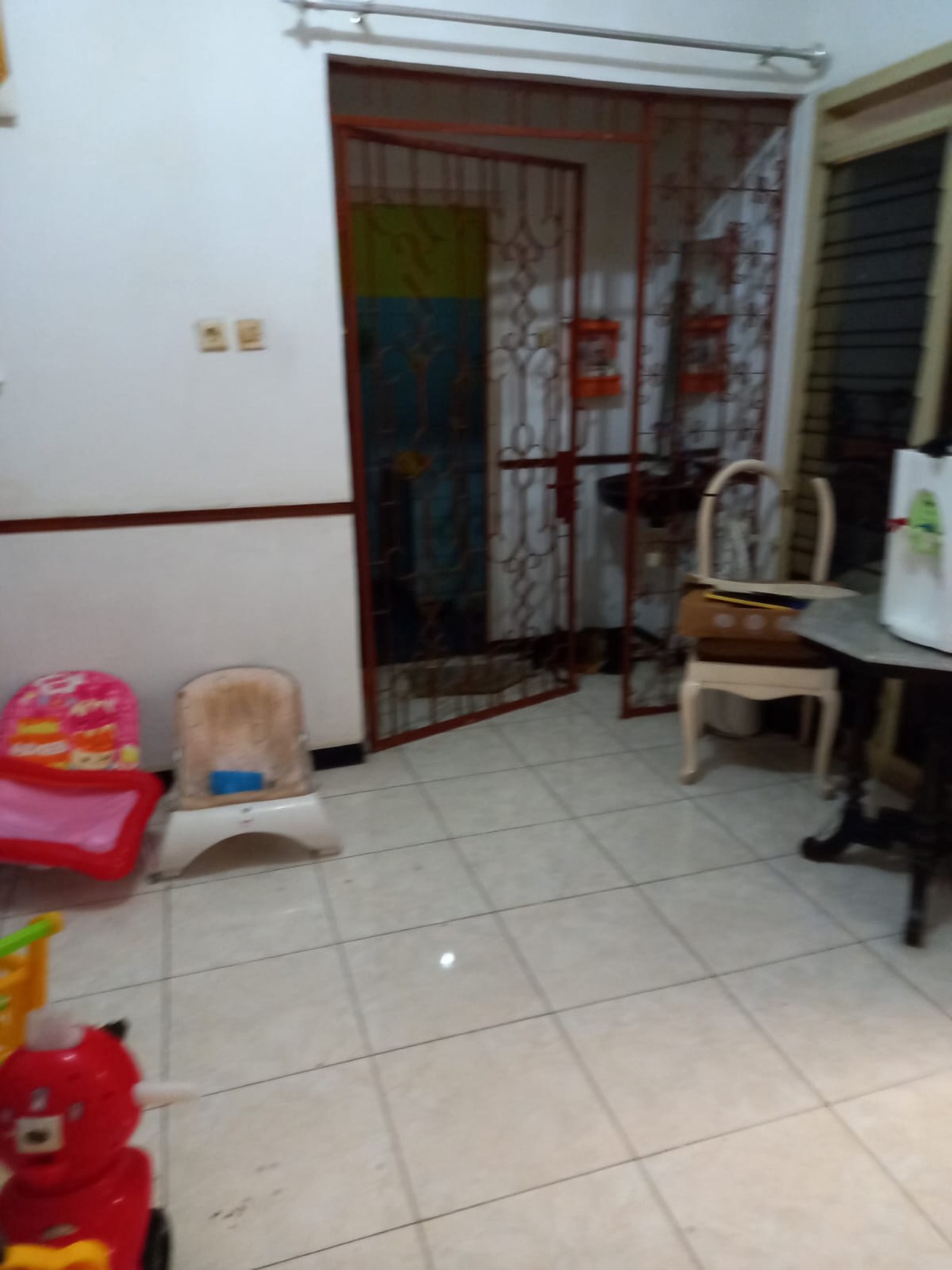 MURAH Rp. 900 juta Dijual Rumah Pondok Tjandra Jambu dekat Akses TOL, Sekolah Petra