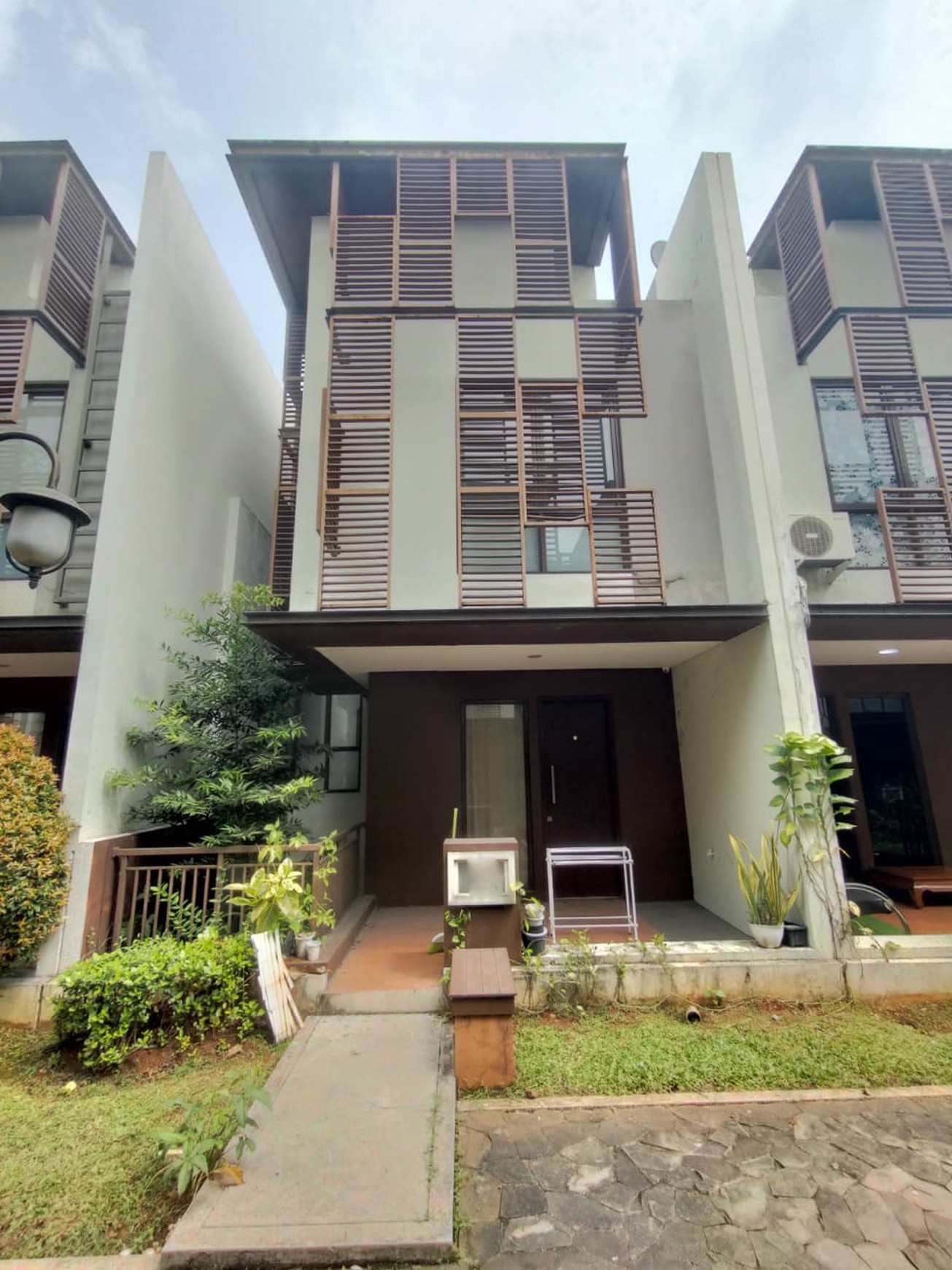 Termurah. rumah 3 Lantai di Greenwich Park - Whelford