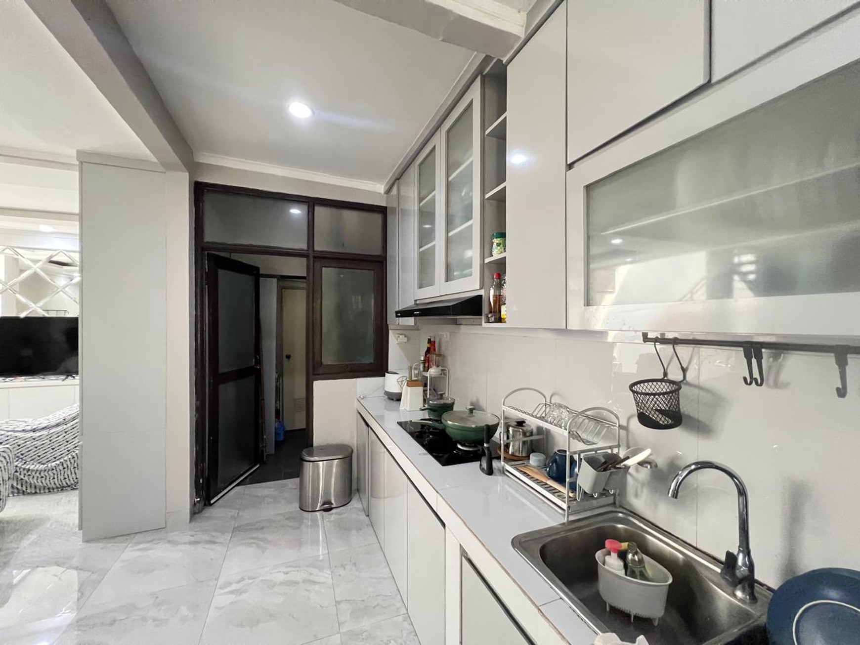 Rumah 2 lantai,dalam cluster,securty 24 jam di Bintaro Jaya 9