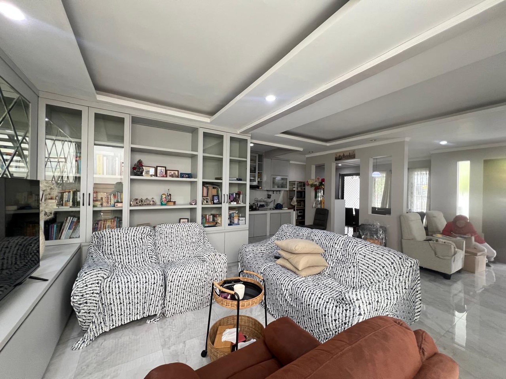 Rumah 2 lantai,dalam cluster,securty 24 jam di Bintaro Jaya 9
