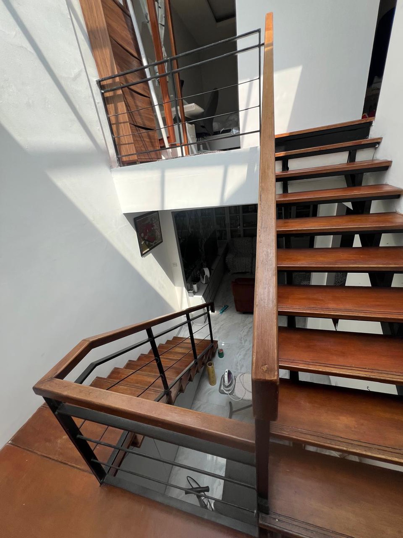Rumah 2 lantai,dalam cluster,securty 24 jam di Bintaro Jaya 9