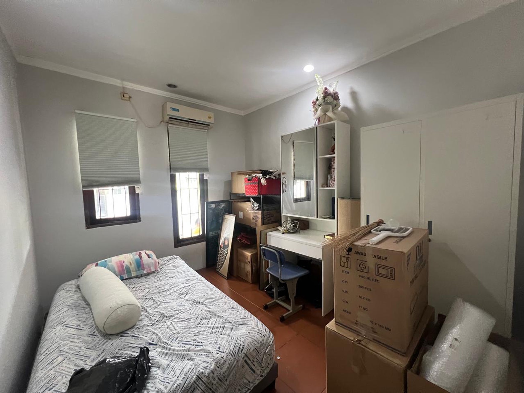 Rumah 2 lantai,dalam cluster,securty 24 jam di Bintaro Jaya 9