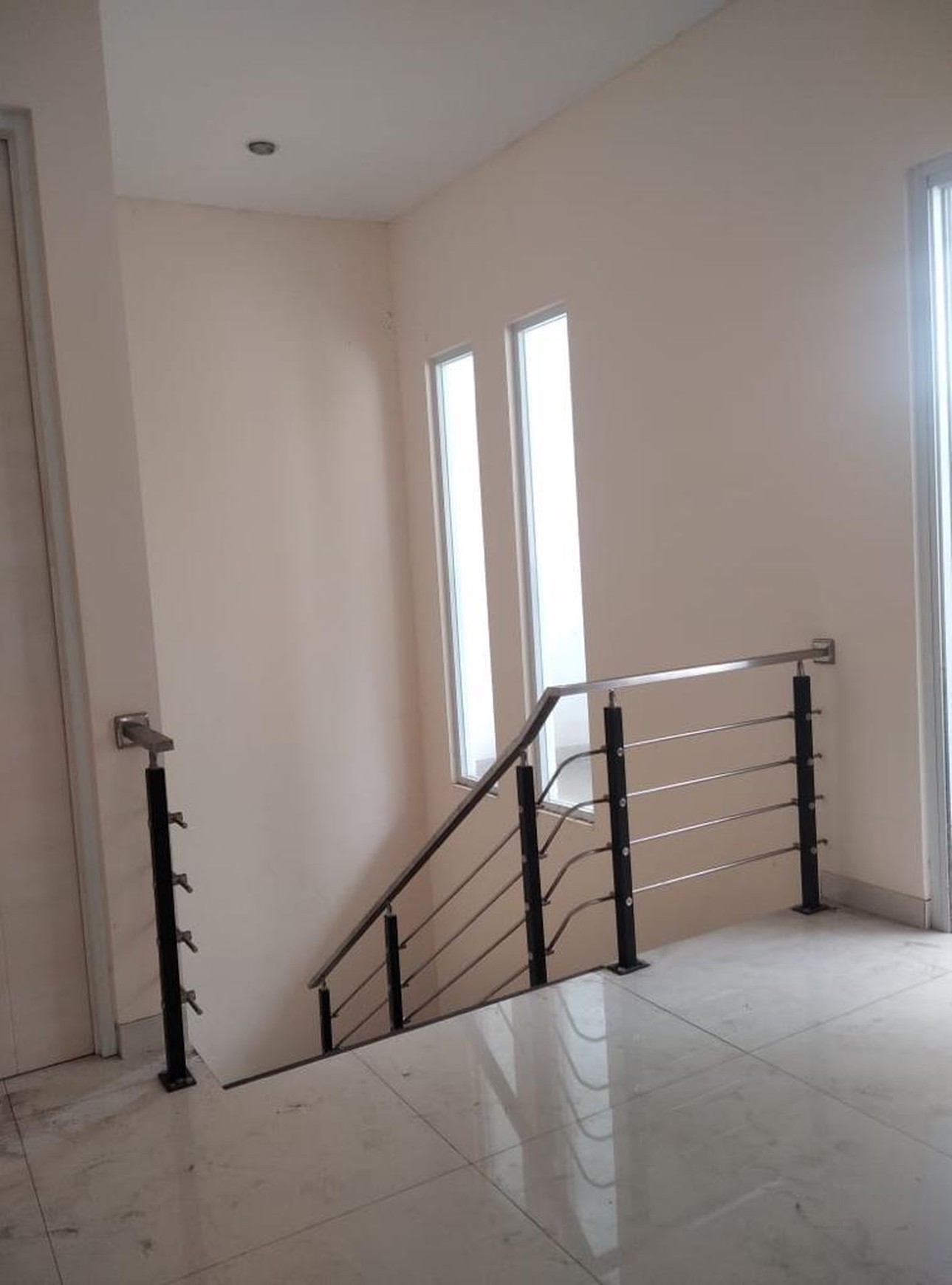 Dijual Rumah Rangkah Surabaya