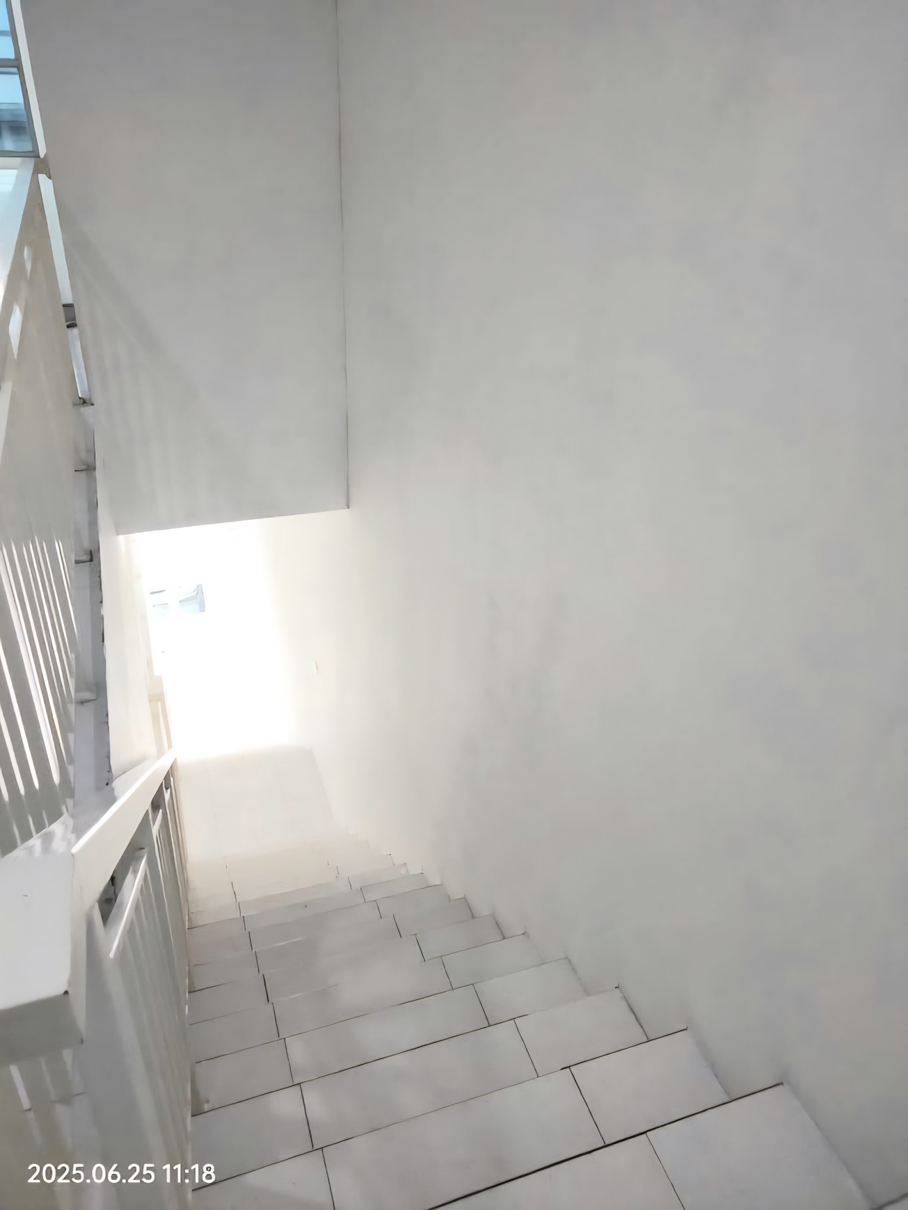 Dijual Ruko Mozia The Piazza BSD Tangerang Selatan, 3 Lantai, Rapih Siap Pakai