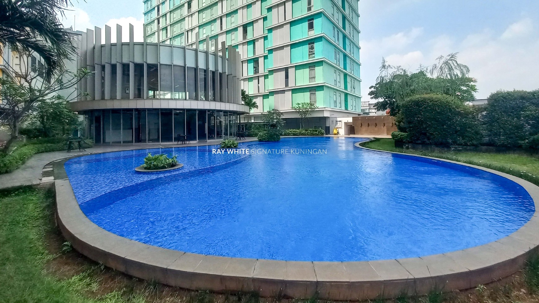 Rumah Hitung Tanah Area Cipete