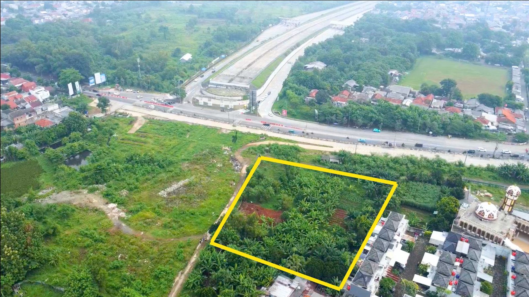 Tanah Luas di Jalan Raya Sawangan - Cocok untuk Townhouse/Komersial