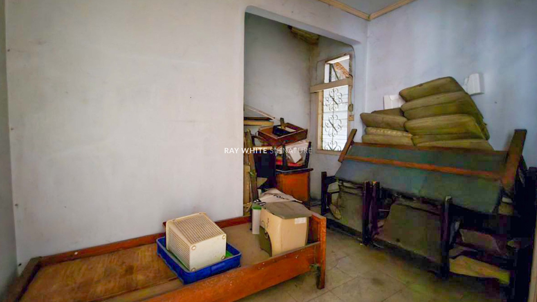 Rumah Strategis Hitung Tanah di Jl. Setiabudi Timur - Cocok untuk Kost & Hunian