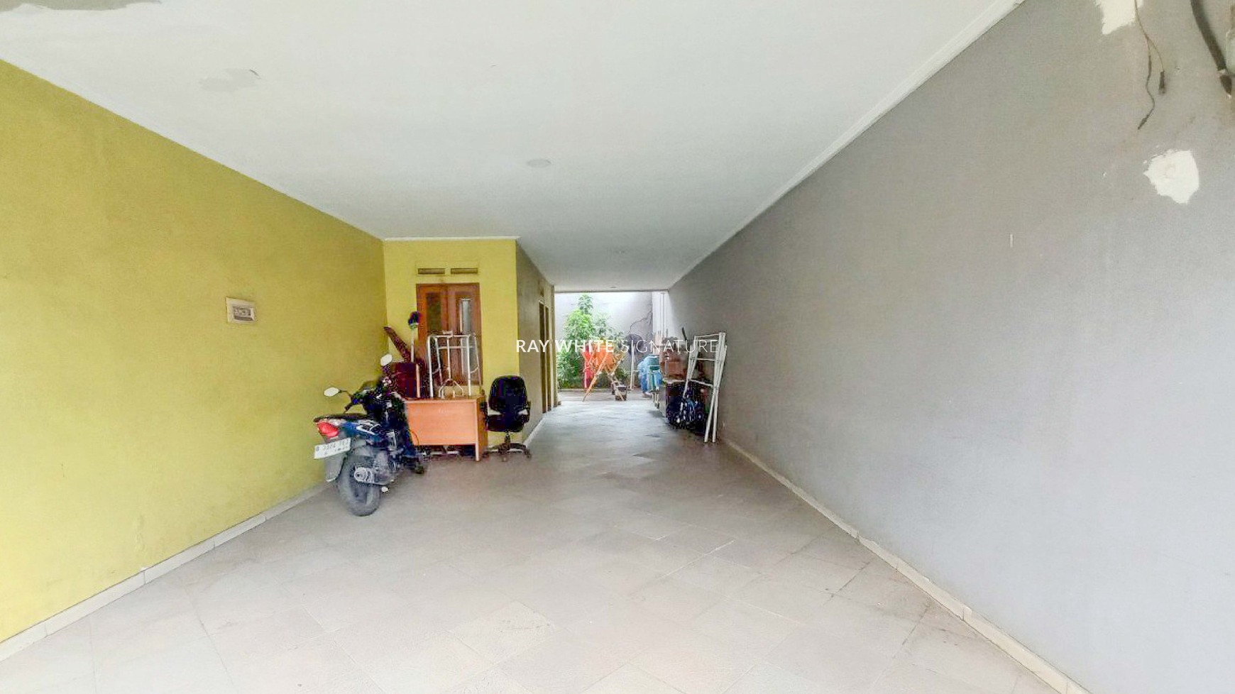 Rumah Strategis Cocok Usaha & Tinggal di Jl. Setia 1 Jatiwaringin - Harga Terbaik!