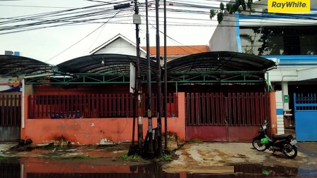 Disewakan Rumah 2 lantai di Nol Raya Kendangsari Surabaya