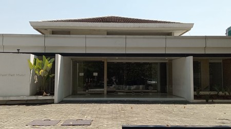 Gedung Kantor Strategis di Jemursari | Surabaya Selatan | Siap Pakai 680m&#xb2;