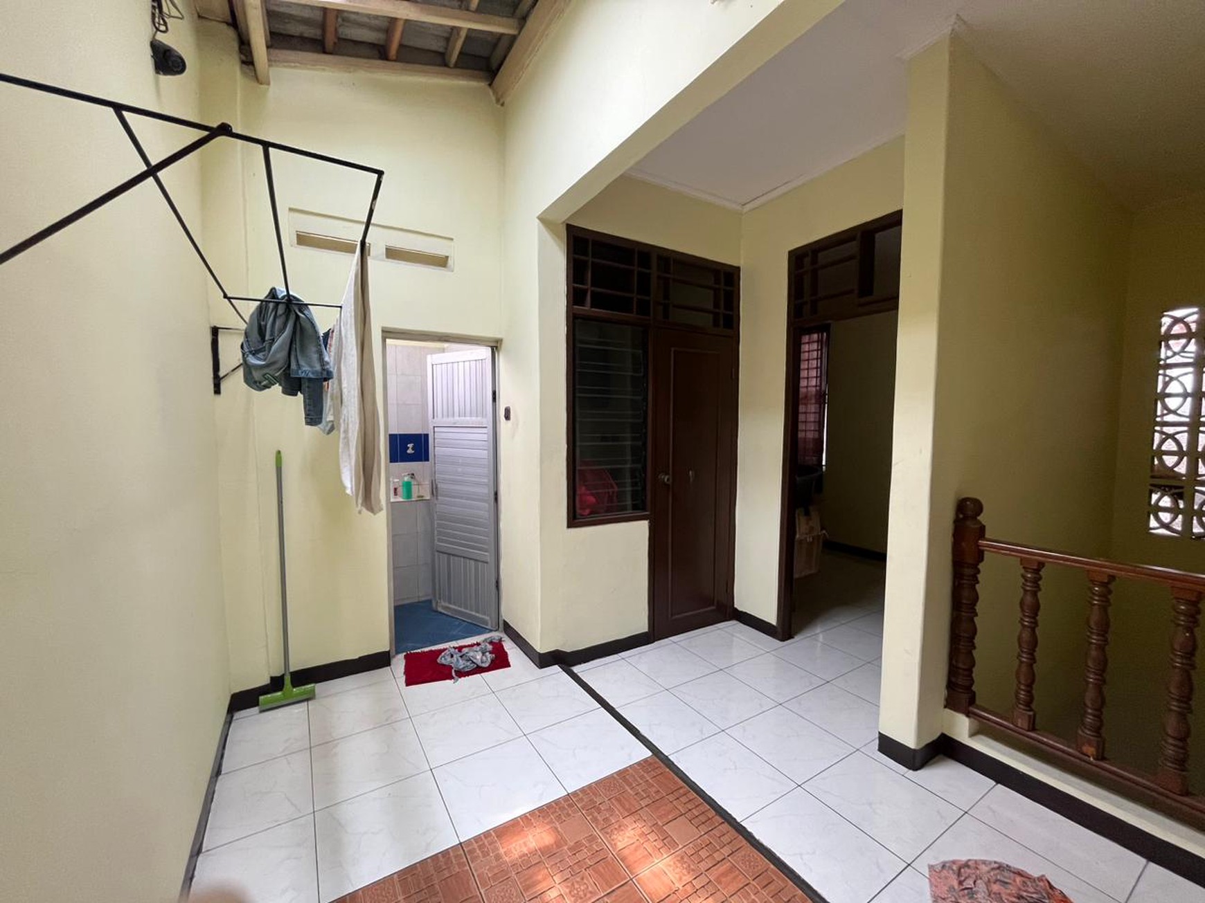 Rumah Full Renovasi di Griya Loka BSD Dekat Sekolah dan Pasar