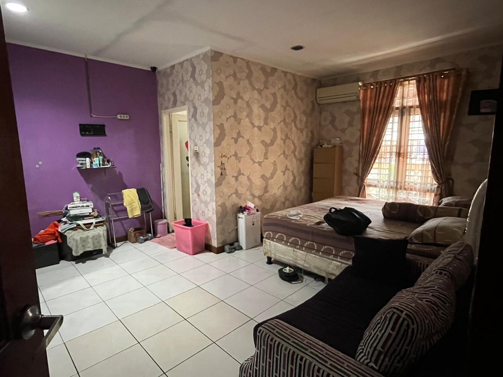 Rumah Full Renovasi di Griya Loka BSD Dekat Sekolah dan Pasar