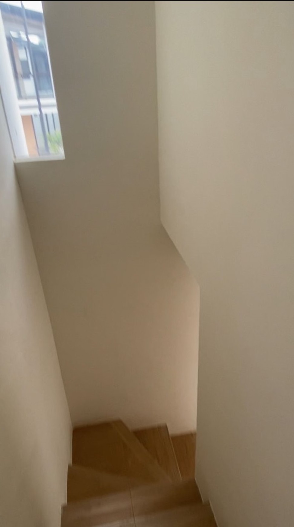 Dijual Rumah di Cendana Cove Karawaci Dijual dengan Harga Menarik