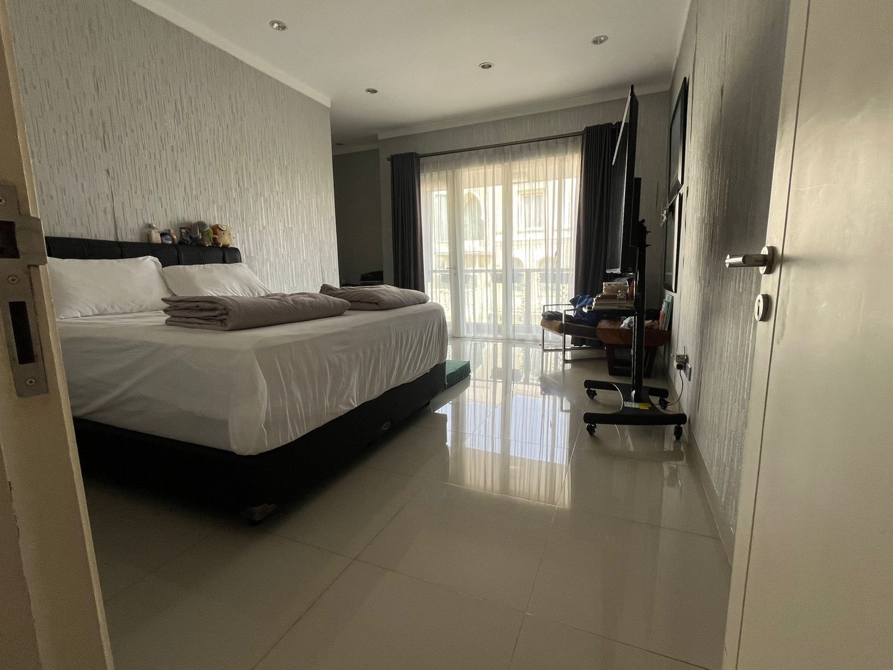 Rumah 2 Lantai Siap Huni di Bintaro Dalam Cluster SHM dengan Kamar Tidur 3+1 dan Kamar Mandi 3+1 @Bintaro, tangeranf Selatan