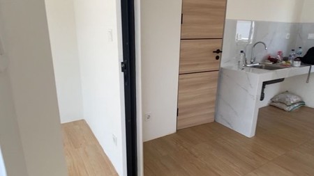 Disewakan Rumah 2 Lantai di Kawasan Cendana Cove Karawaci Tangerang