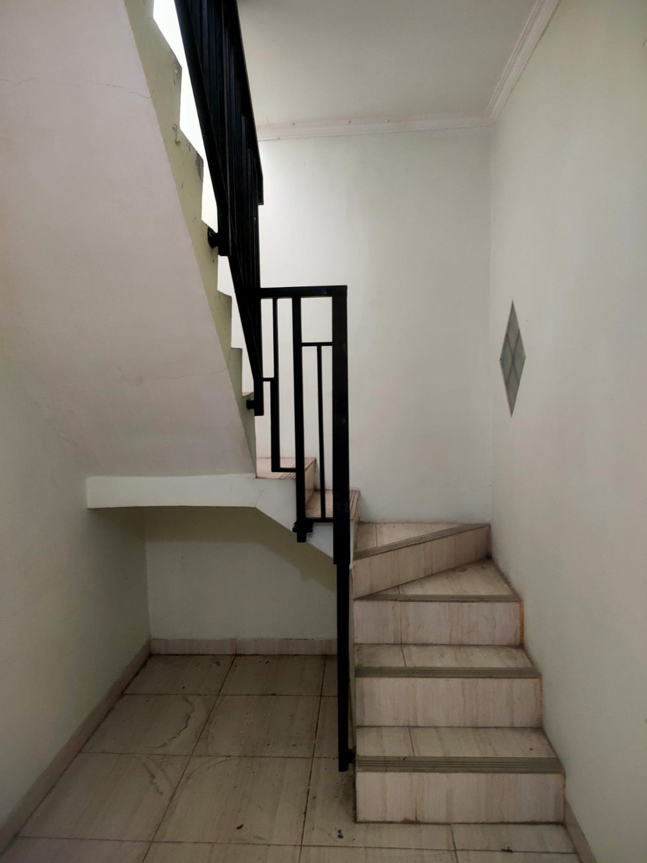 Dijual Rumah di Perumahan Anggrek Permai Kelurahan Sukabakti, Kecamatan Curug Tangerang