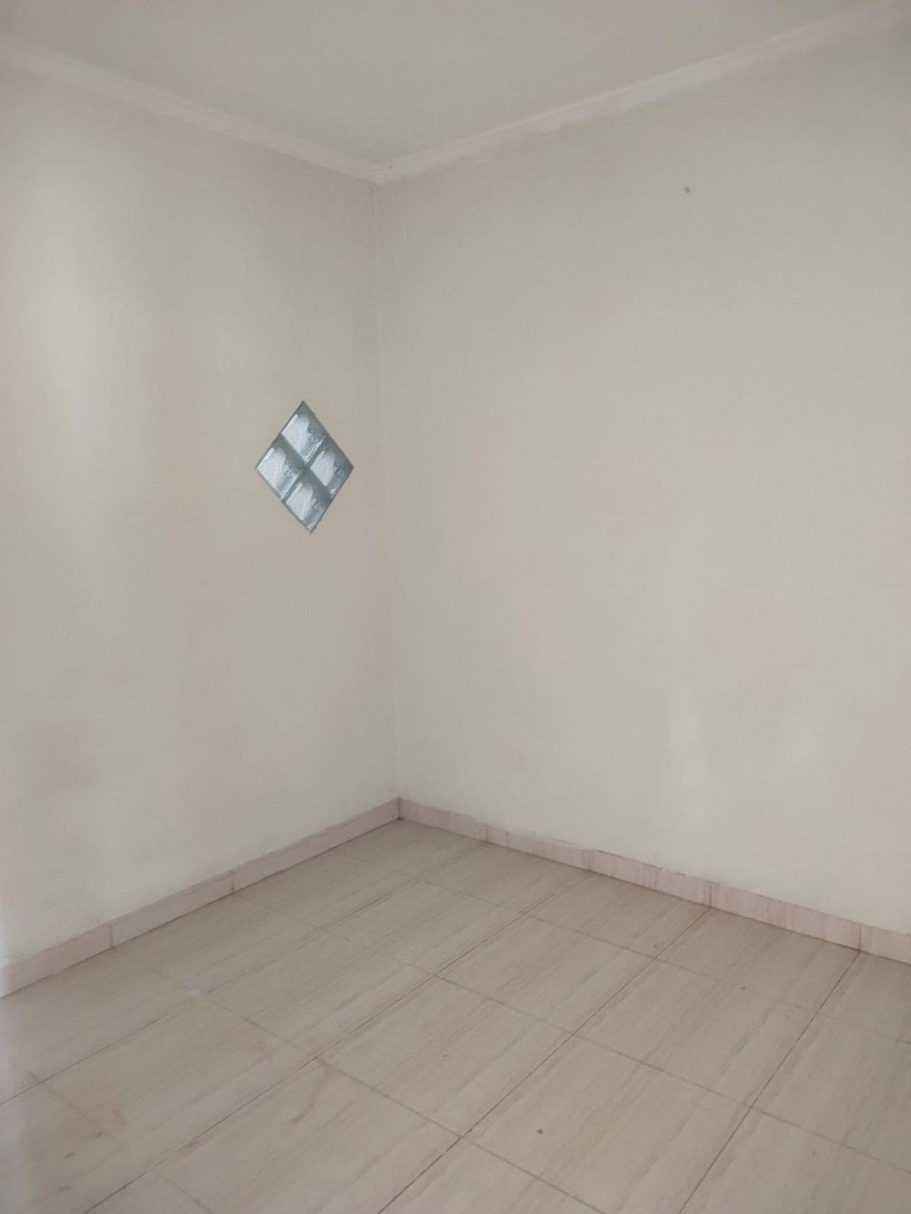 Dijual Rumah di Perumahan Anggrek Permai Kelurahan Sukabakti, Kecamatan Curug Tangerang