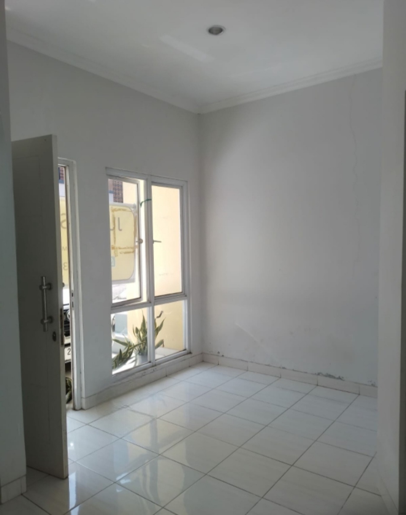 Rumah Minimalis 1 lantai bebas banjir di Pamulang