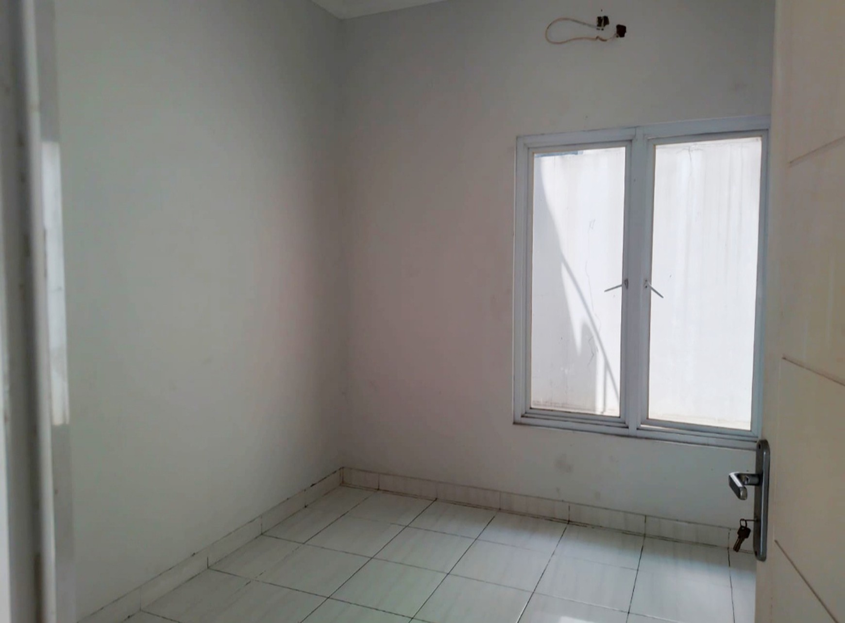 Rumah Minimalis 1 lantai bebas banjir di Pamulang