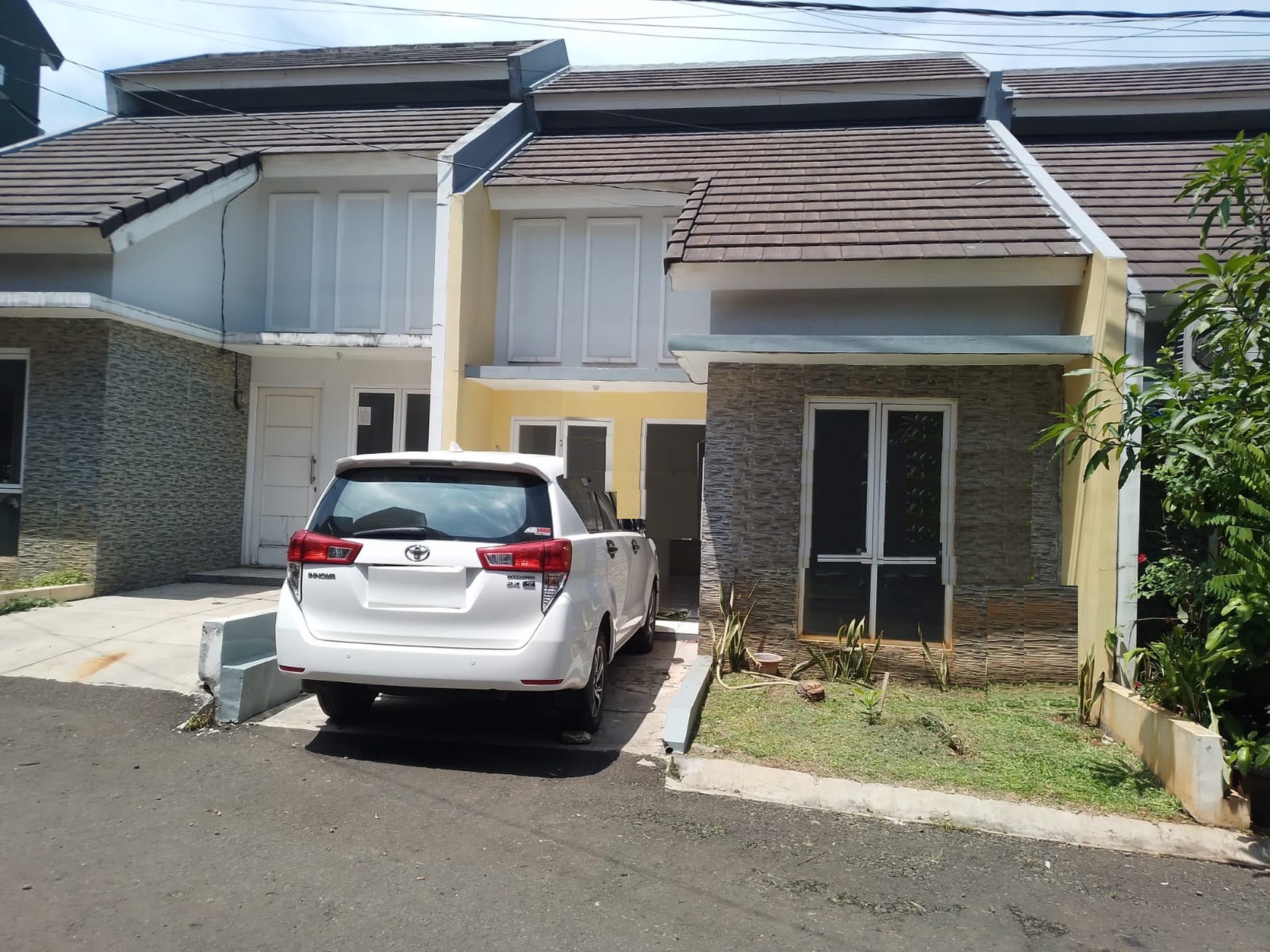 Rumah Minimalis 1 lantai bebas banjir di Pamulang