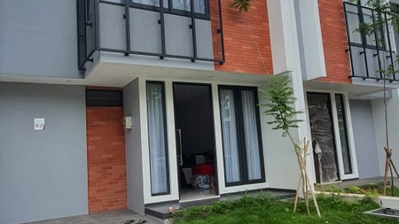 Rumah Siap Huni di Kebayoran harmony, Bintaro Jaya