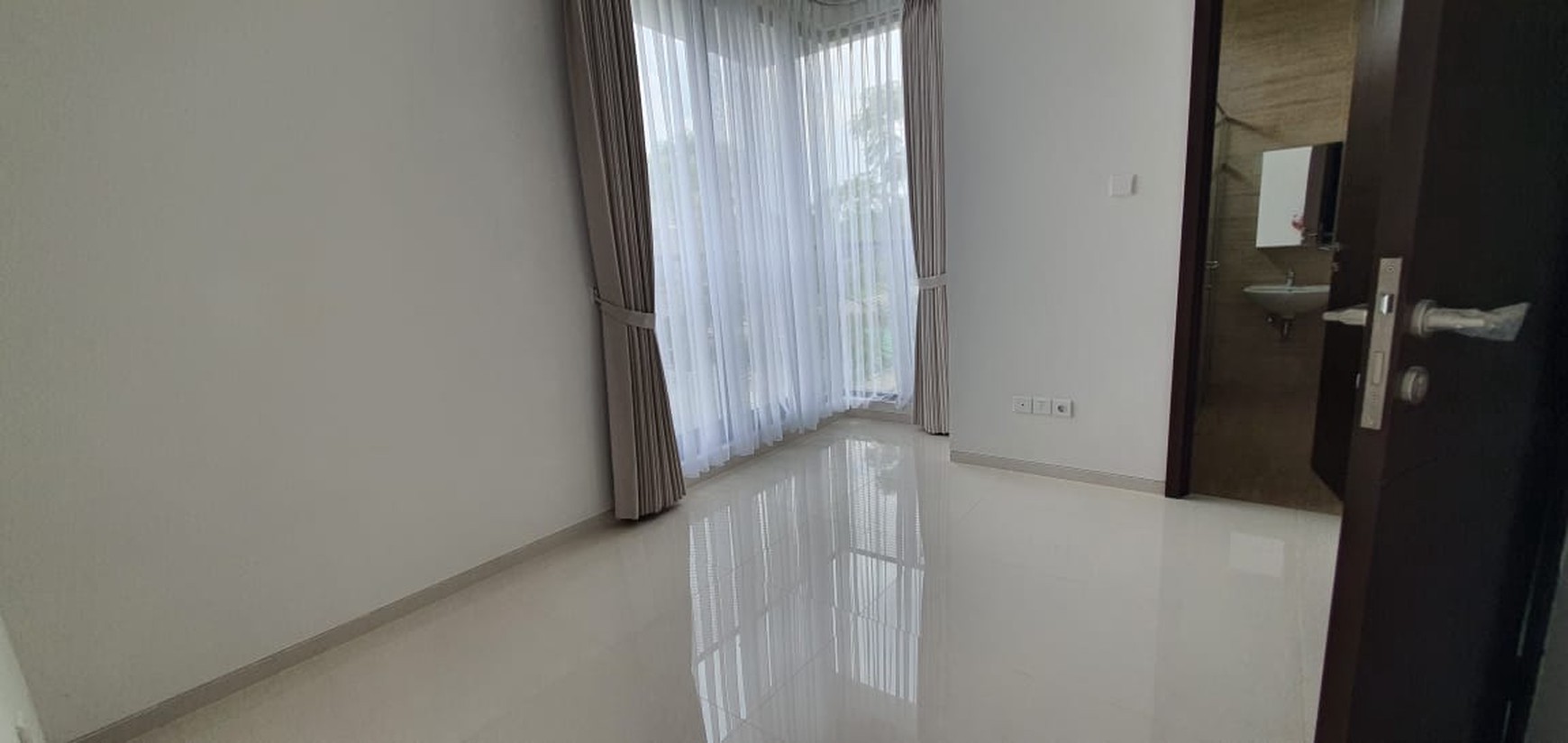 Rumah Siap Huni di Kebayoran harmony, Bintaro Jaya
