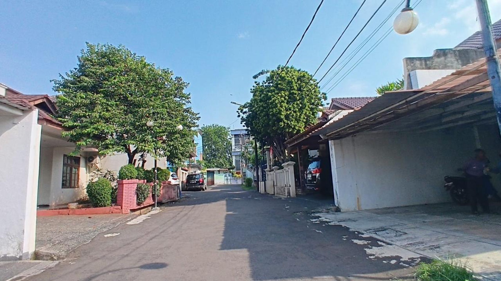Rumah Luas Jalan Lebar Bebas Banjir - Hunian Nyaman Strategis di Kalibata, Jakarta Selatan