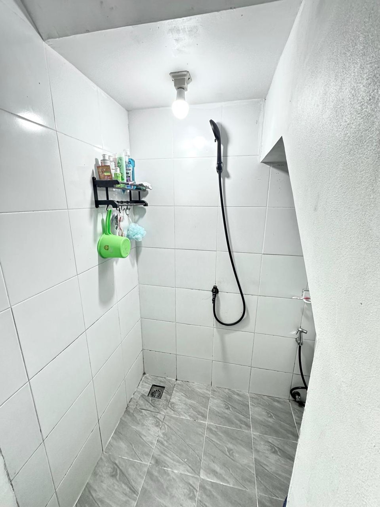 Rumah Minimalis, dalam Cluster kemanan 24 Jam di Bintaro