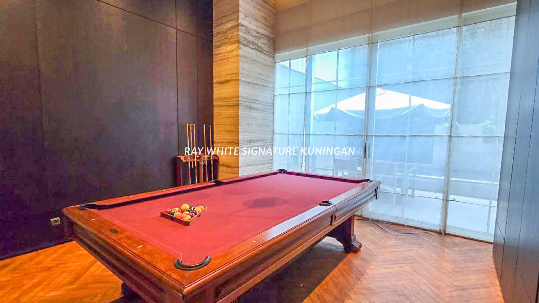 Dijual Gedung Kantor Dan Service Apartemen Di Sudirman 