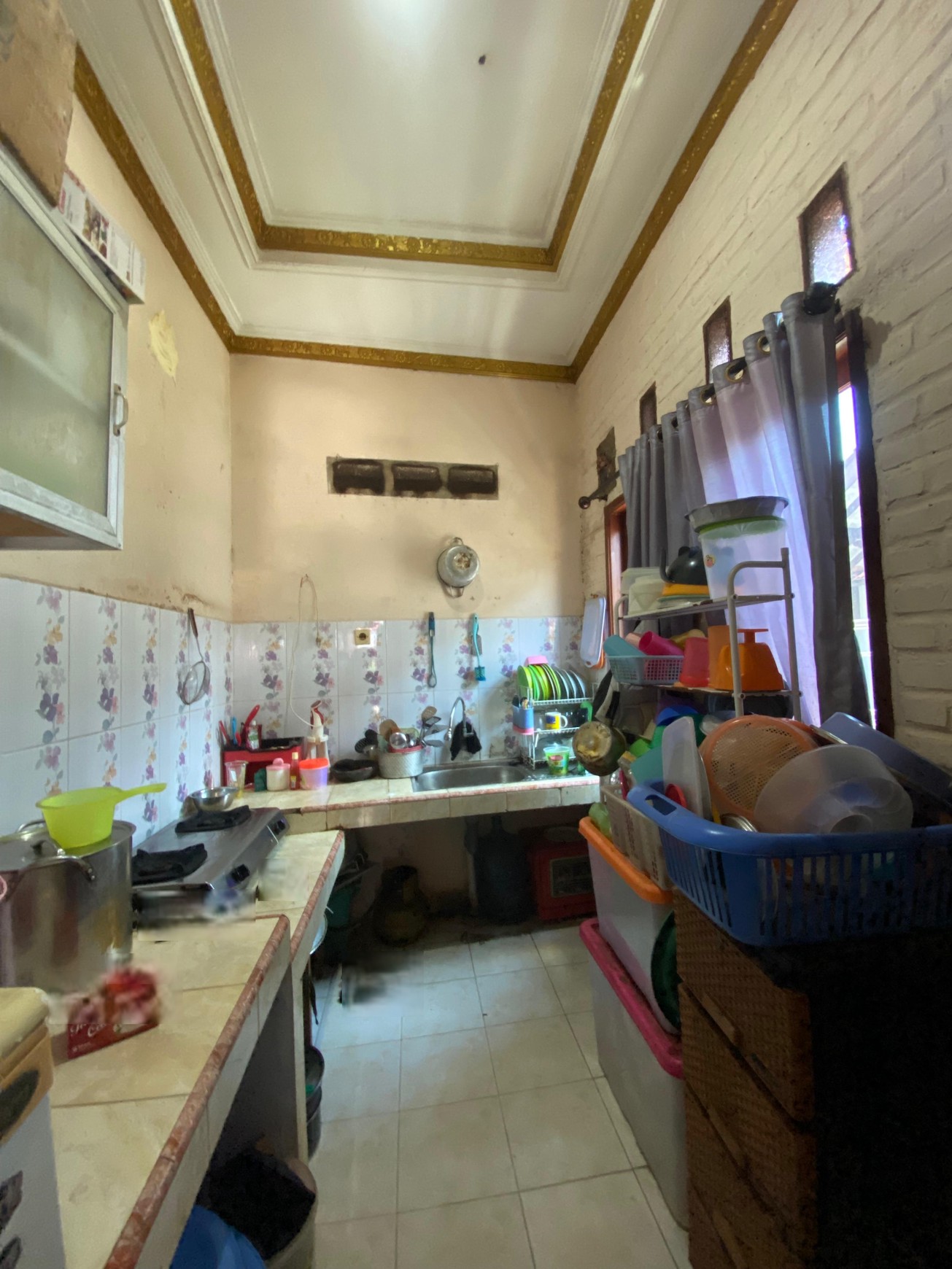 Dijual Rumah Hoek siap huni di Bambu Apus, Pamulang